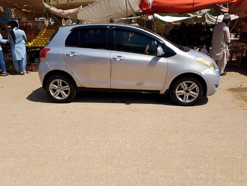 Toyota Vitz 2008//2013 3