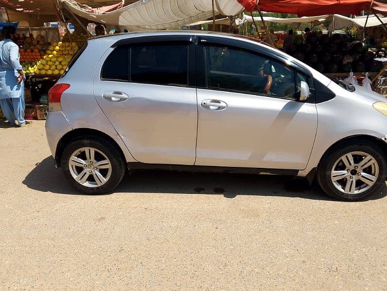 Toyota Vitz 2008//2013 4