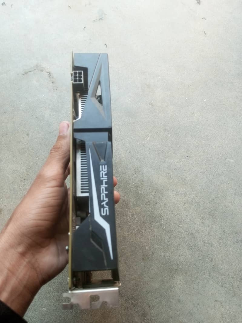 Amd  Rx 560 Graphic Card 4gb Ddr5 For Sale 3