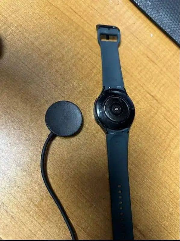 Samsung Galaxy Watch 4 10/10 Condition No Open No Repair With Delivery 3