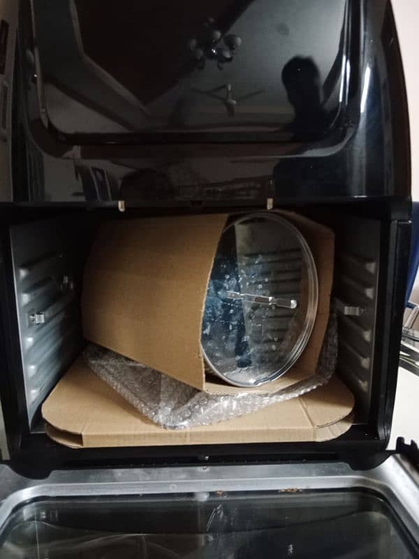 Air fryer 13