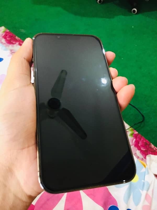 iPhone 13 Pro 256gb for sale in excellent condition Non-PTA 7