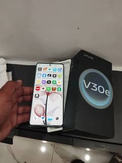 Vivo v30 E 8/256 For Sale with box charger