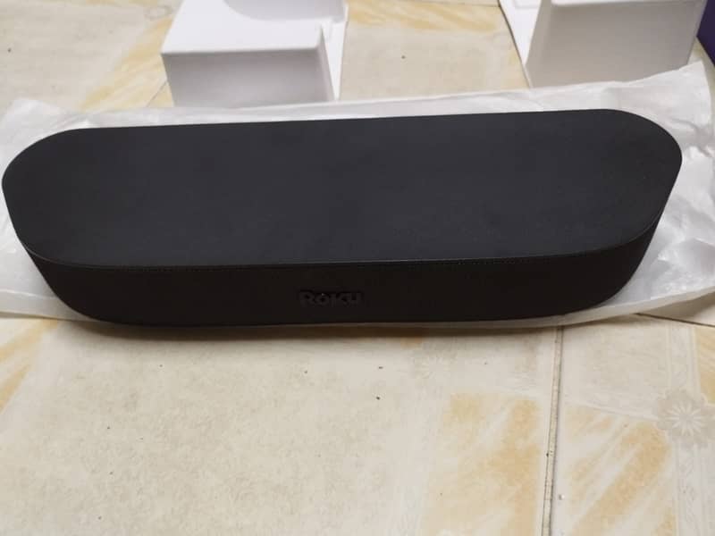 Roku Streambar 4K streaming. Premium audio. All in one 7