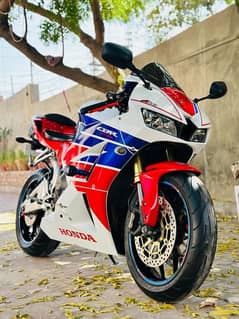 Total Genuine Honda CBR 600