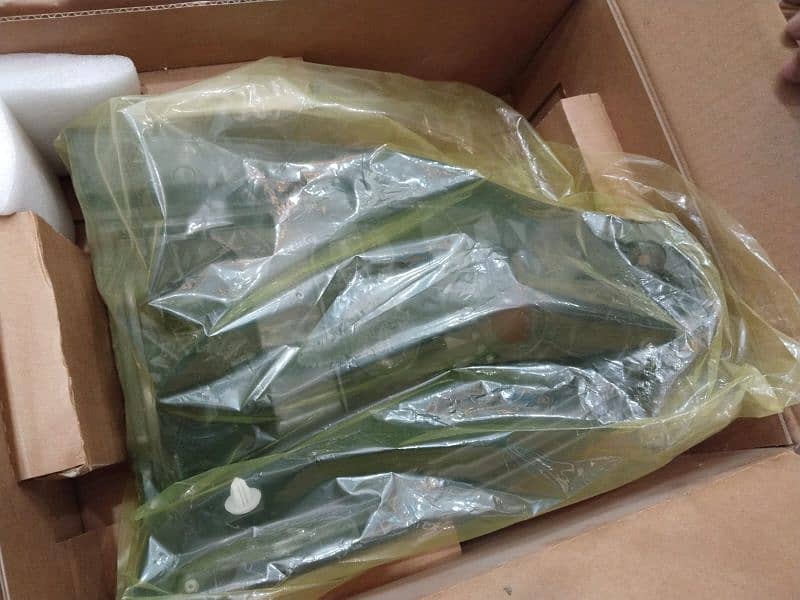 Alto back lights (Genuine, Brand New) 1