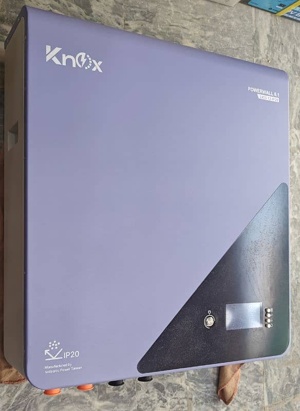 Knox Power Wall 6.1 LIO 51.2V 100A Lithium Ion Battery 2
