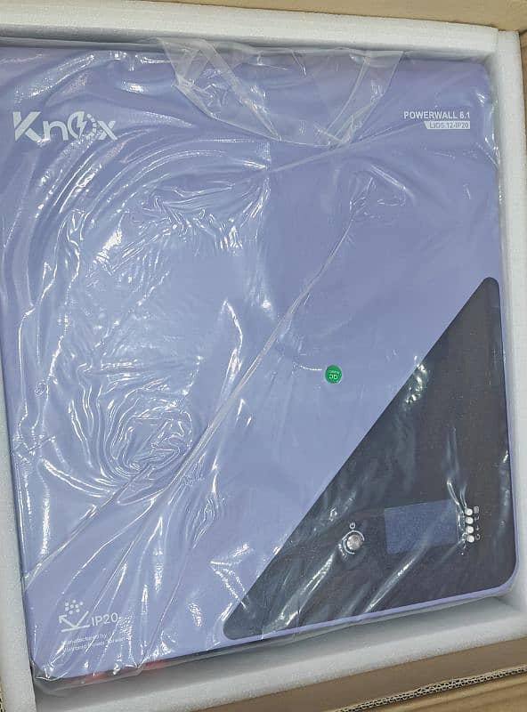 Knox Power Wall 6.1 LIO 51.2V 100A Lithium Ion Battery 4