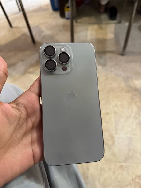 iphone 15 pro max 1