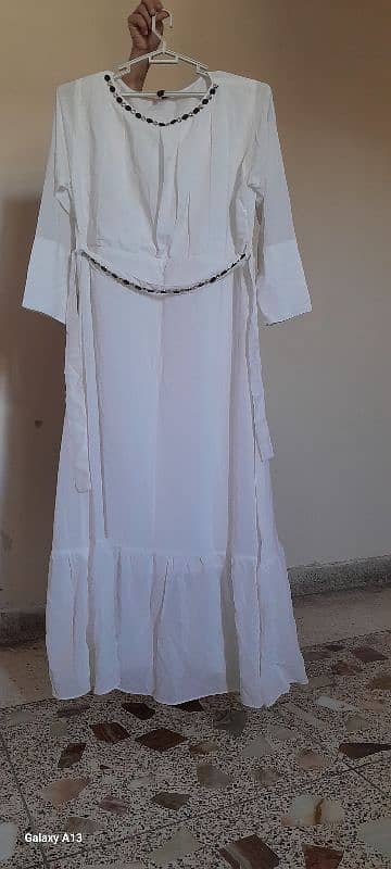 WHITE MAXI WITH BELT