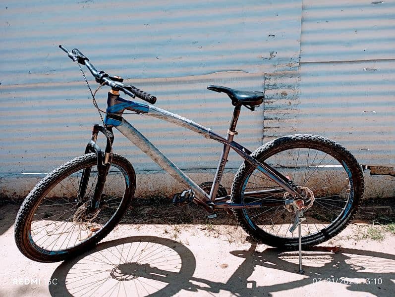 Shimano ever gold cycle aluminium fram for sale in wah cantt 0