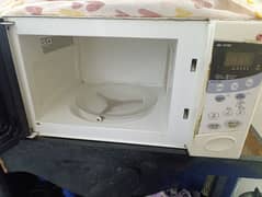 LG microwave oven