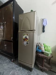 DAWLANCE REFRIGERATOR