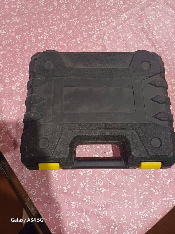 24v Battery Portable Drill Plus Screw Driver Complete 2
