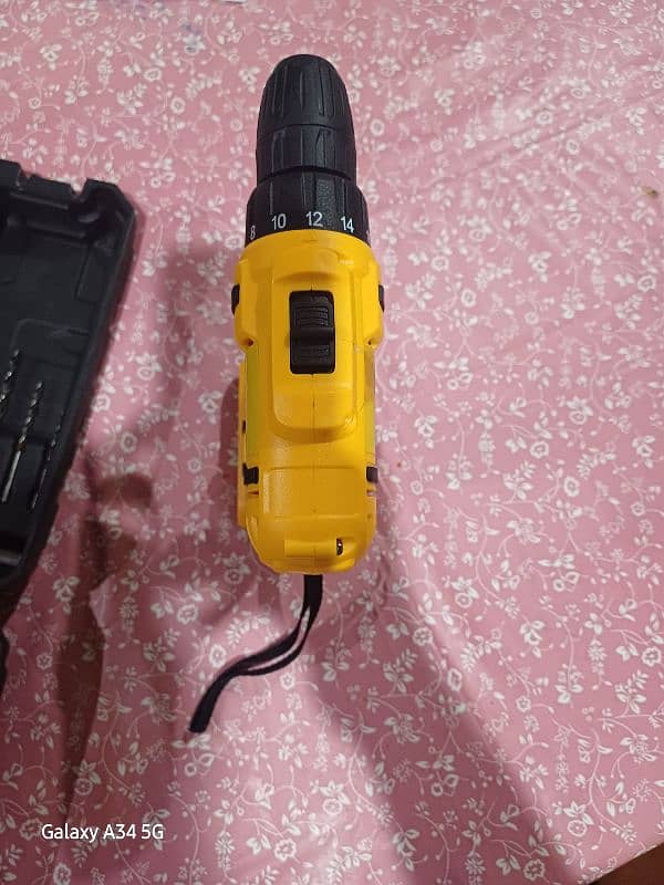 24v Battery Portable Drill Plus Screw Driver Complete 4