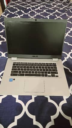 Asus chrome book 15.6