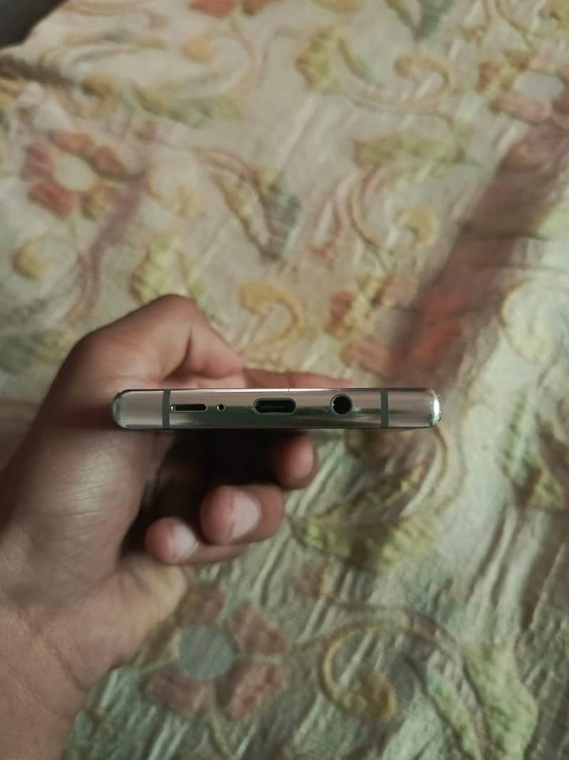 Docomo Fijistu F52A Edge Mobile 5g Supported Non PTA Tax 6000 4