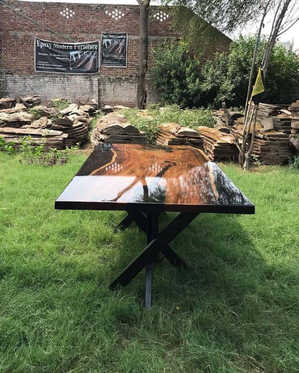 Epoxy resin dining table 0