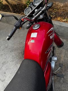 Suzuki Gs 150 SE 2021 Red color