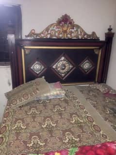 dabal bed with side table