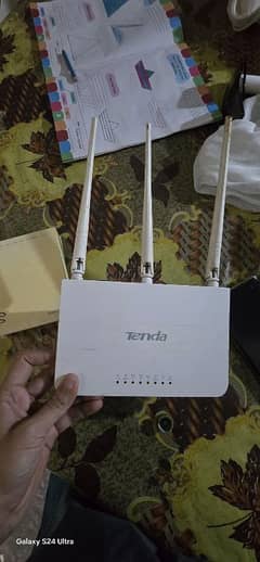 Tenda and Huwaie router