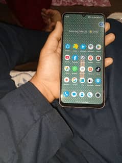 10/10 condition worienty 10 months,, with Charger and box