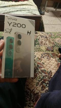 Brand new Vivo Y200