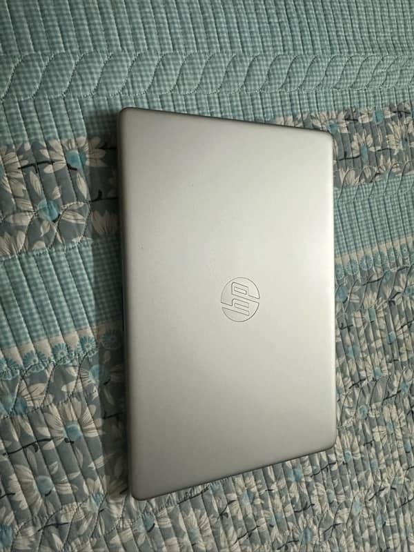 hp 15 laptop core i5 12gen 1235u,16gb 1tb nvme licenced windows 11 new 0
