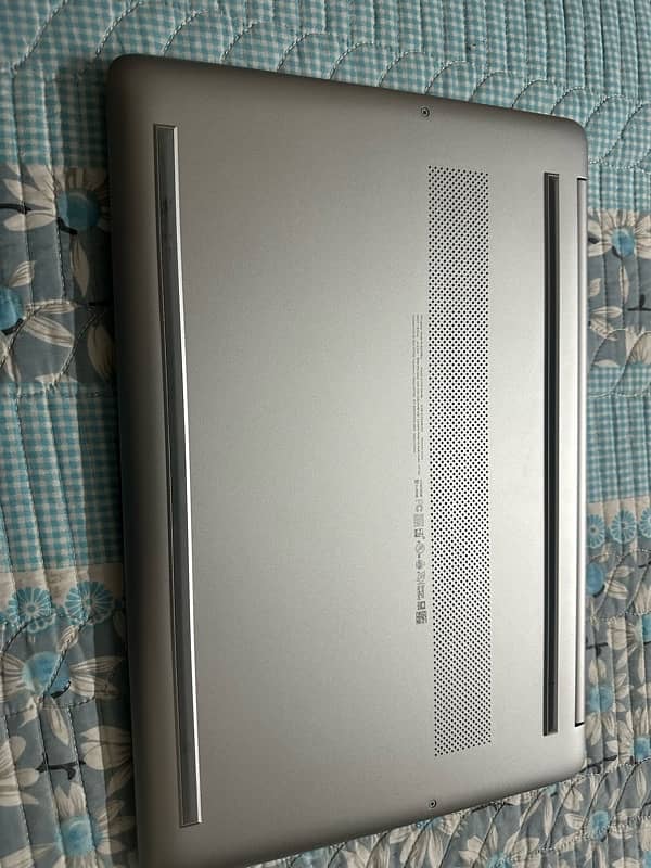 hp 15 laptop core i5 12gen 1235u,16gb 1tb nvme licenced windows 11 new 8