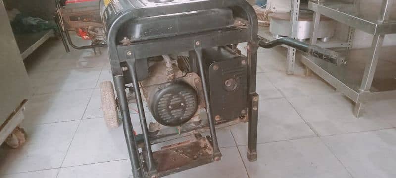 Firman Petrol and GAS Used Sealed Generator 5.5 KW for Schools Hotel 6