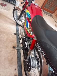 bike Condition 10 by 10 Engine Seal Pack urgent sale Eid sai phely