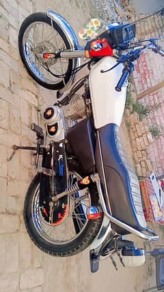 Honda 125cc byick double Saman o34⁸. ⁵5⁸-6⁹⅖