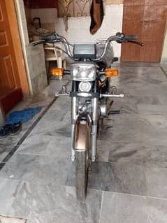 HONDA CD70 MOdel 2022