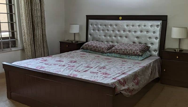 Double Bed Queen Size without Mattress 0