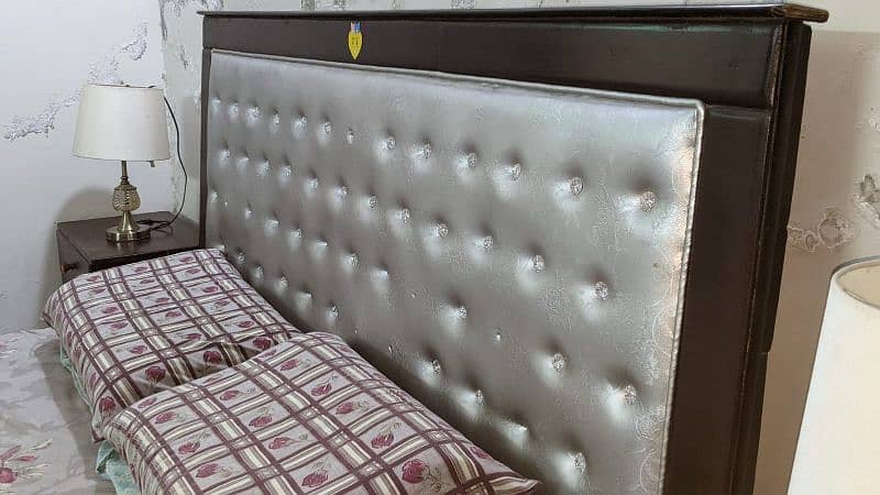 Double Bed Queen Size without Mattress 2