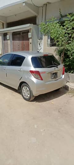 Toyota Vitz 2012