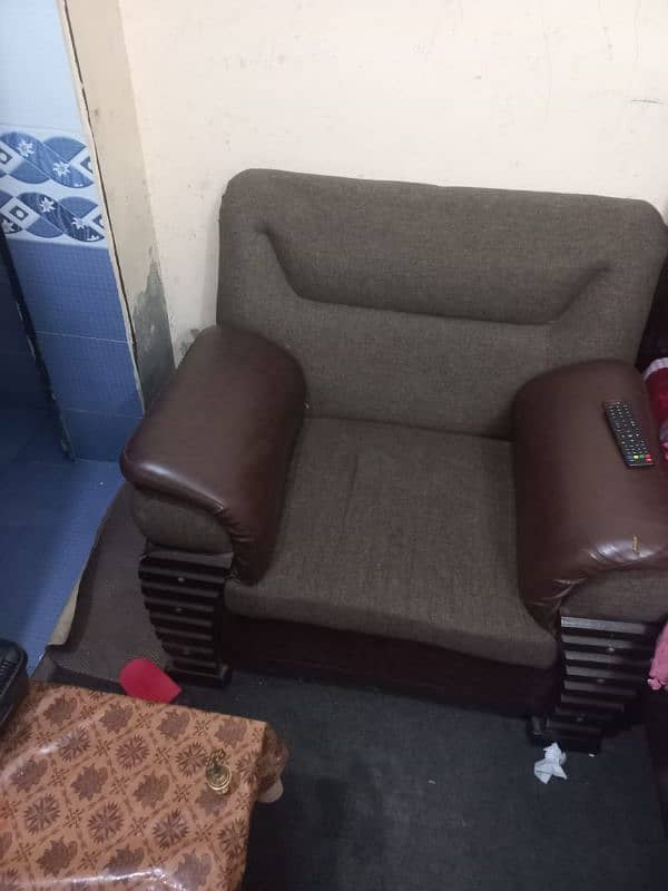 5 seater Sofa set 3