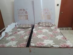 3 single bed set and book shelf