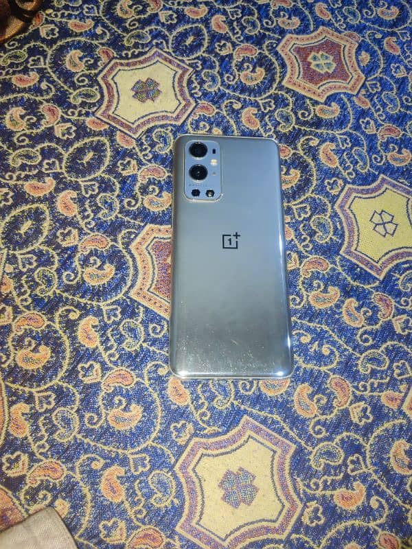 OnePlus 9 pro good condition 10 by 10 0