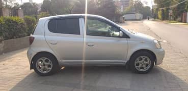 Toyota Vitz 2003