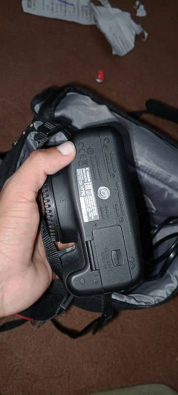 Canon eos 2000D 4