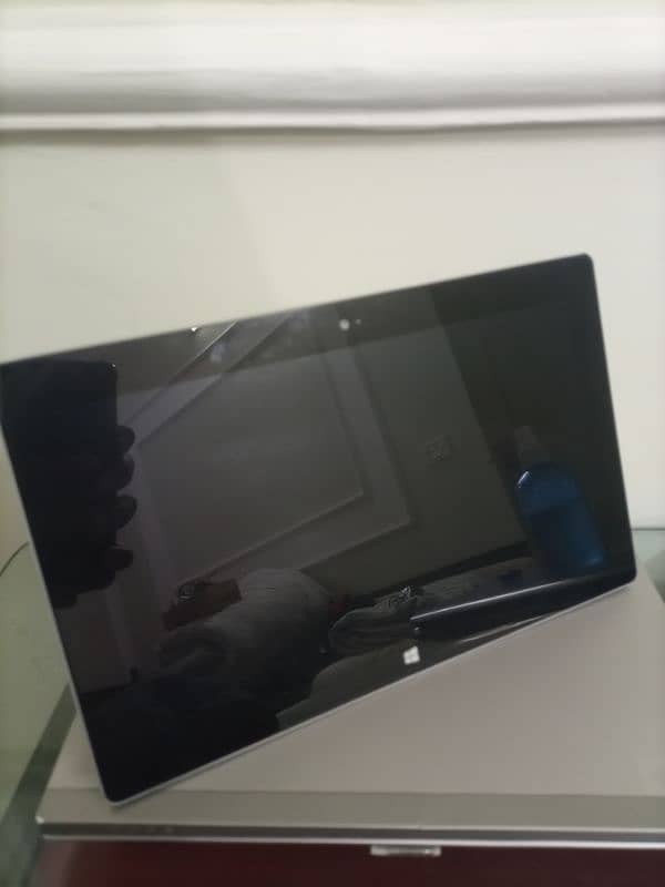 Microsoft Surface 2 RT tablet 0