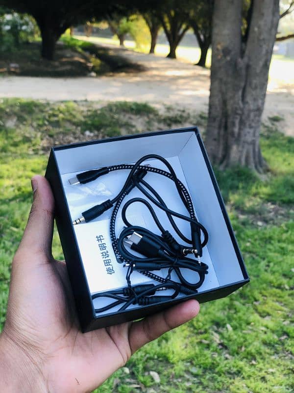 Wireless Microphone Dual Channel With Hand Microphone News, Vlog Mic 2