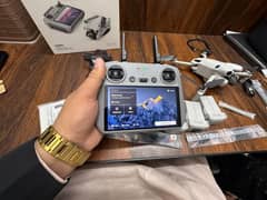 Drone DJI mini 4 pro 10 by 10 condition