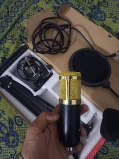 Mic for sale in low price. . .