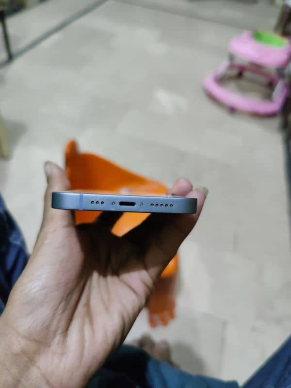 Iphone 14 Icloud Lock 128Gb Waterpack 100% Use For Spare Parts 4