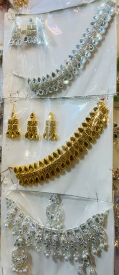 Artificial jewellery set