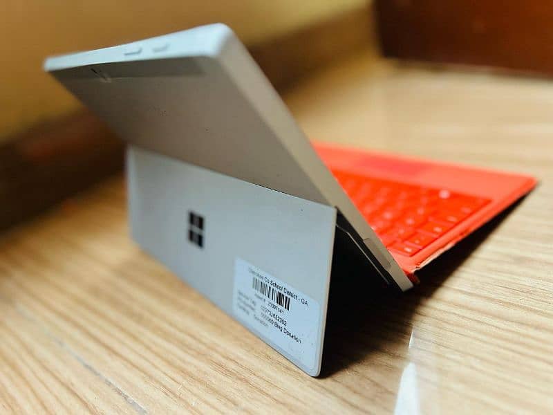 Microsoft Surface book 1