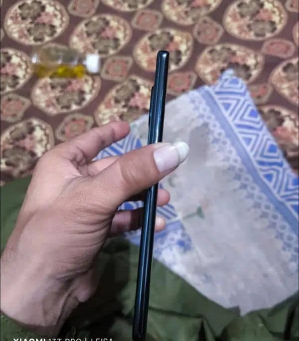 vivo v30 urgent sale need to money 03027188170 2