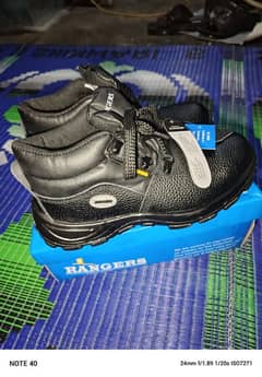 Safety Shoes new size 42